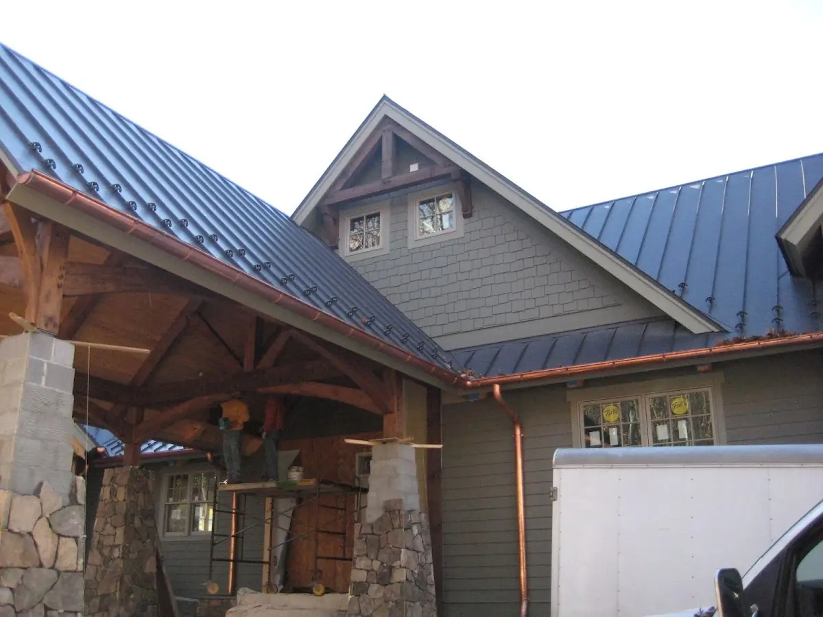 Craftsman Roofing team delivering quality roofing work in McCampbell